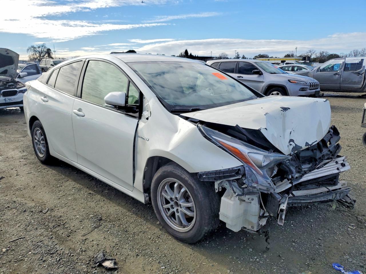 2016 TOYOTA PRIUS photo 4