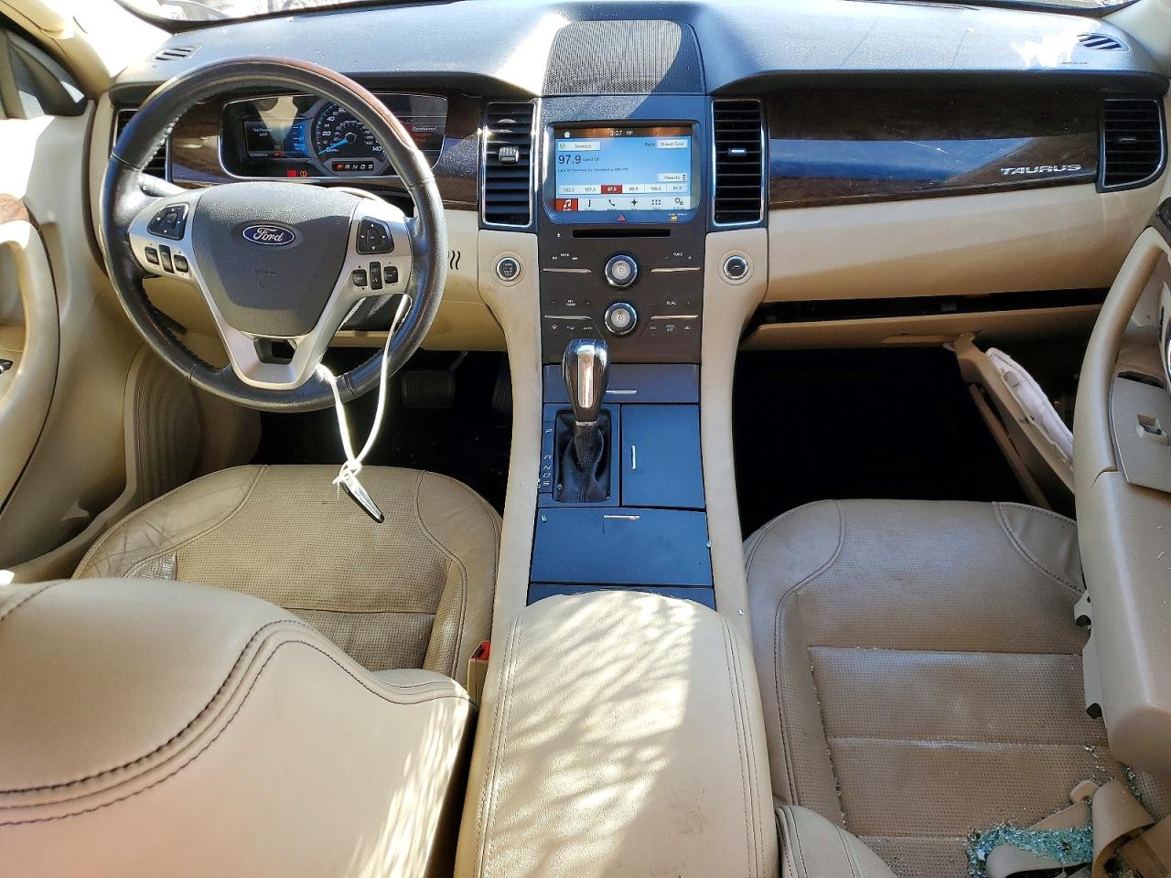 2016 FORD TAURUS LIMITED photo 8
