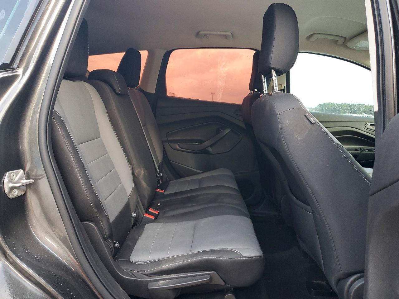 2019 FORD ESCAPE S photo 21