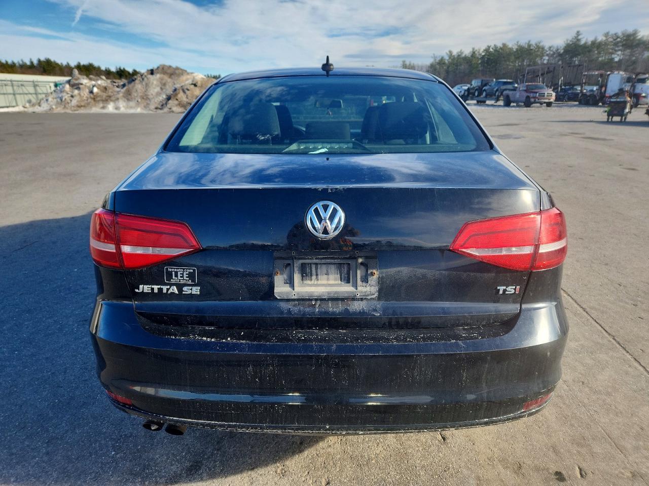 2015 VOLKSWAGEN JETTA SE photo 6
