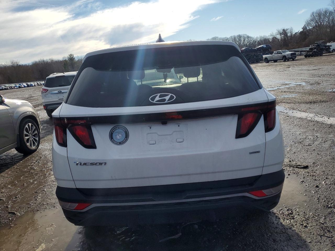 2023 HYUNDAI TUCSON SE photo 11