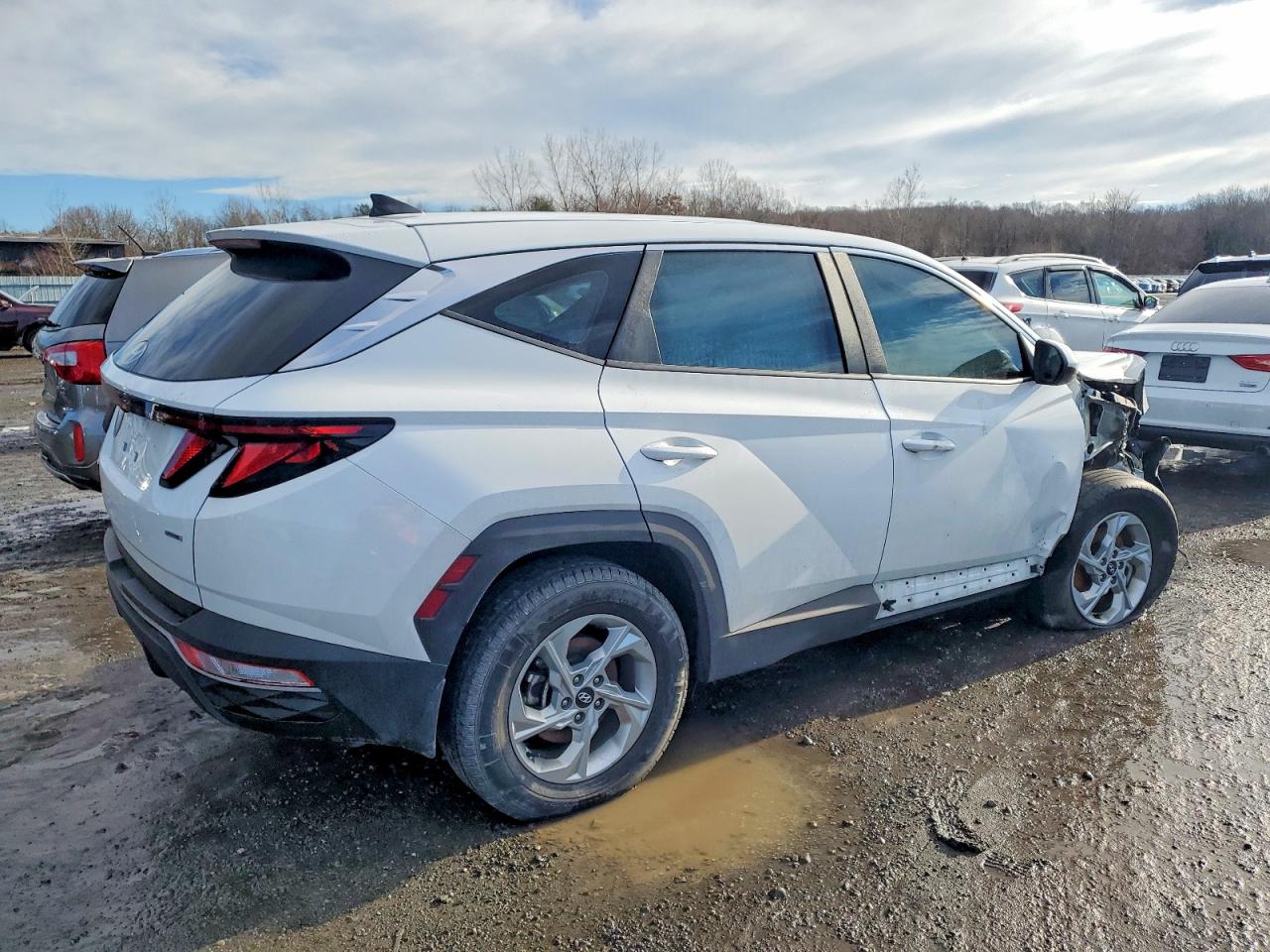 2023 HYUNDAI TUCSON SE photo 5
