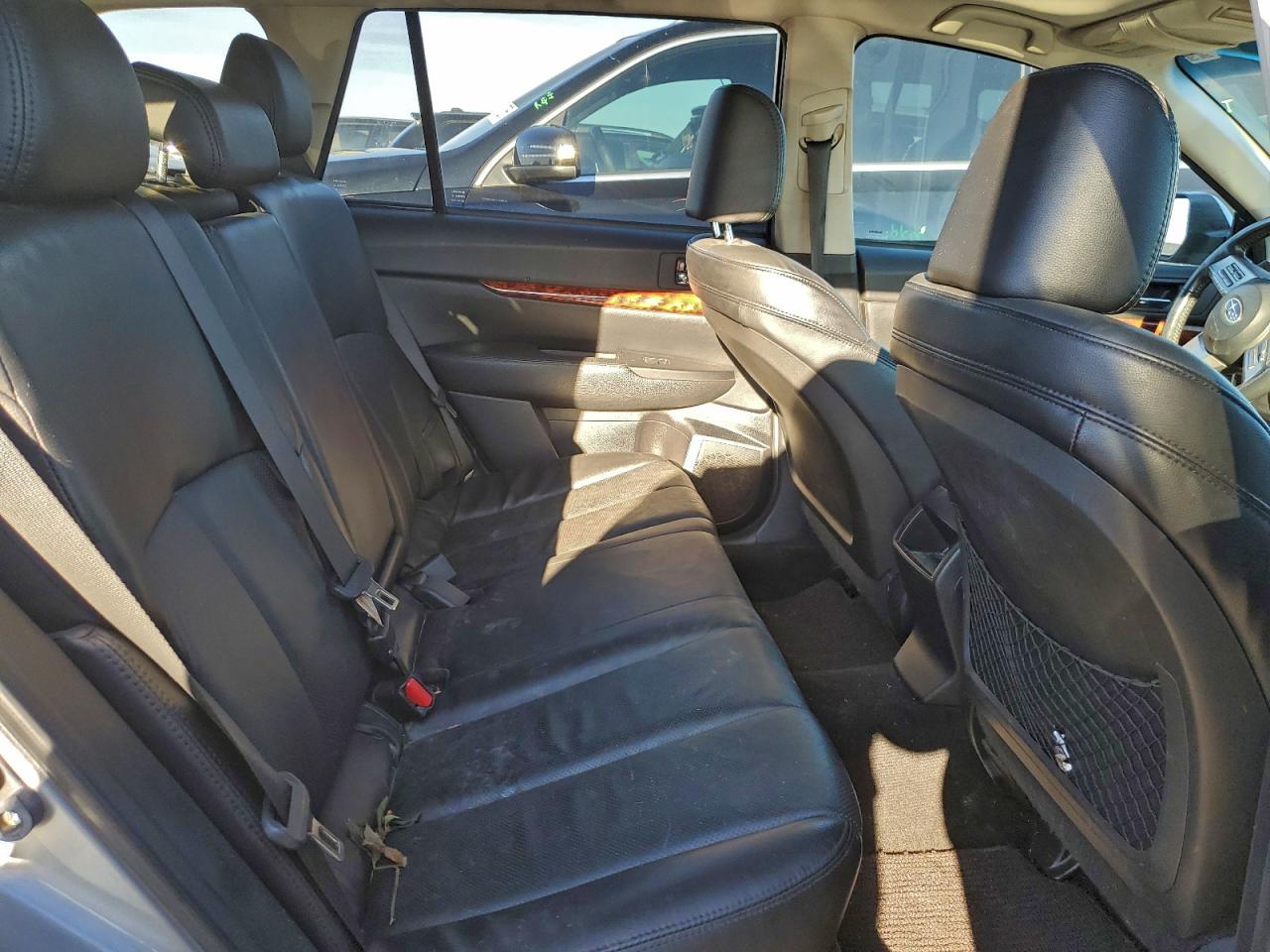 2011 SUBARU OUTBACK 2.5I LIMITED photo 10