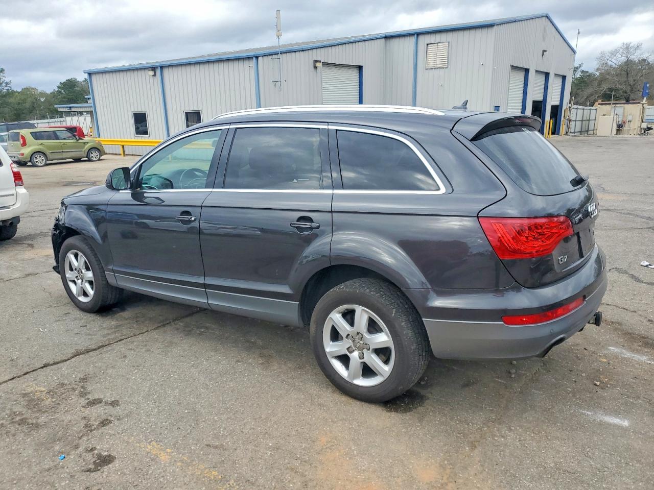 2010 AUDI Q7 PREMIUM PLUS photo 2