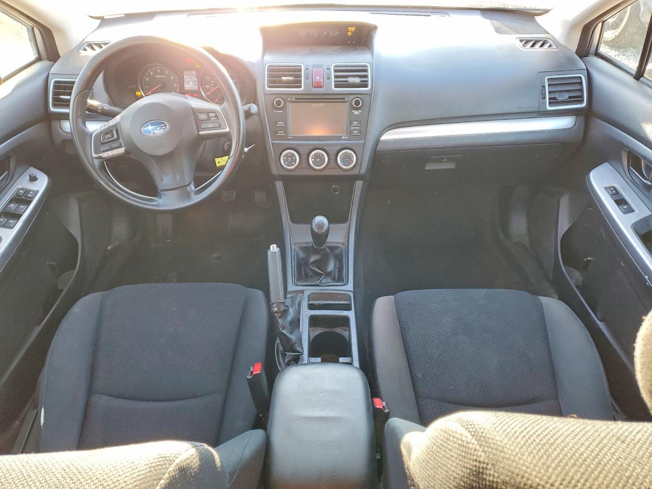 2016 SUBARU IMPREZA photo 8