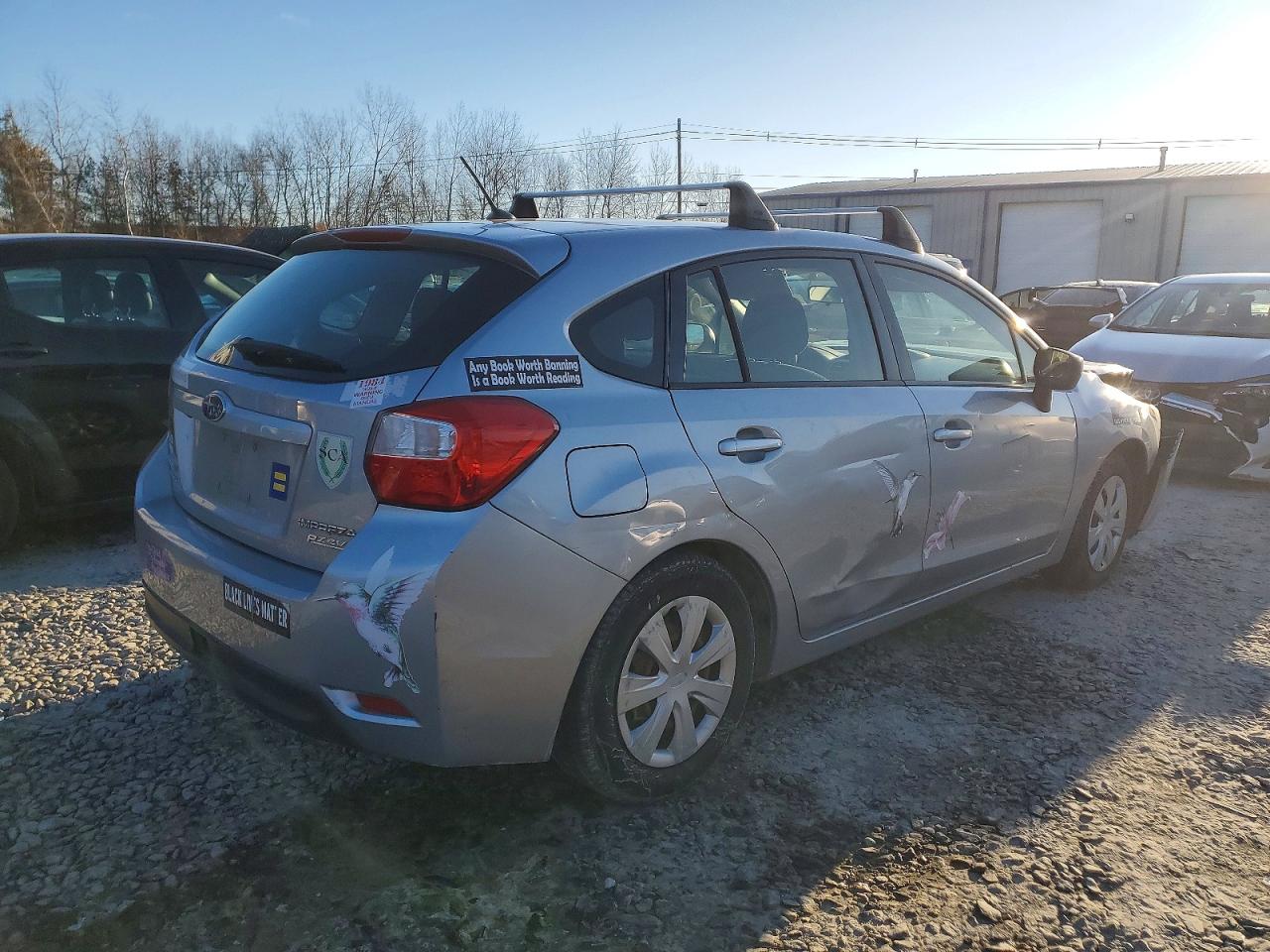 2016 SUBARU IMPREZA photo 3