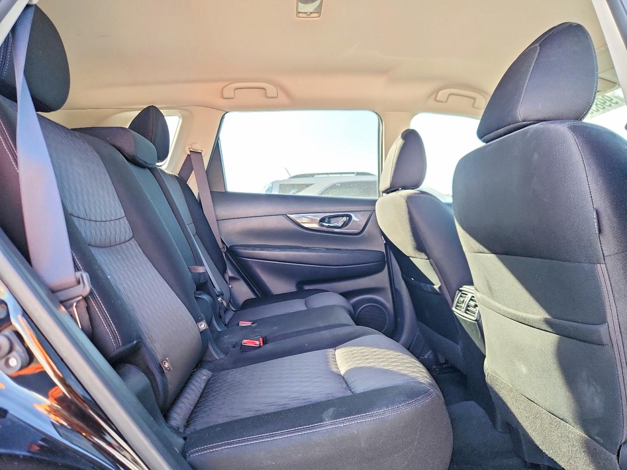 2019 NISSAN ROGUE S photo 11