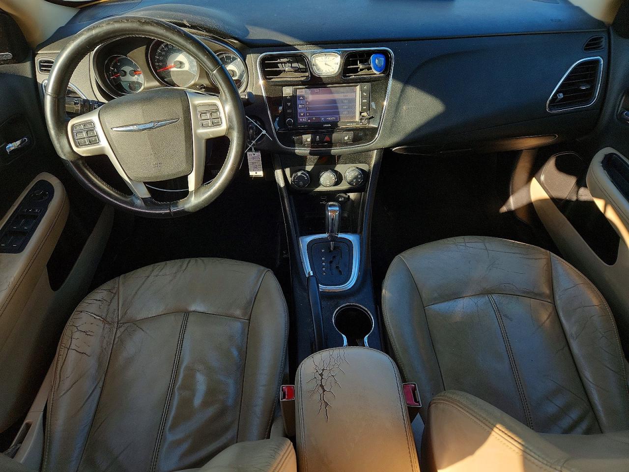 2013 CHRYSLER 200 LIMITED photo 8