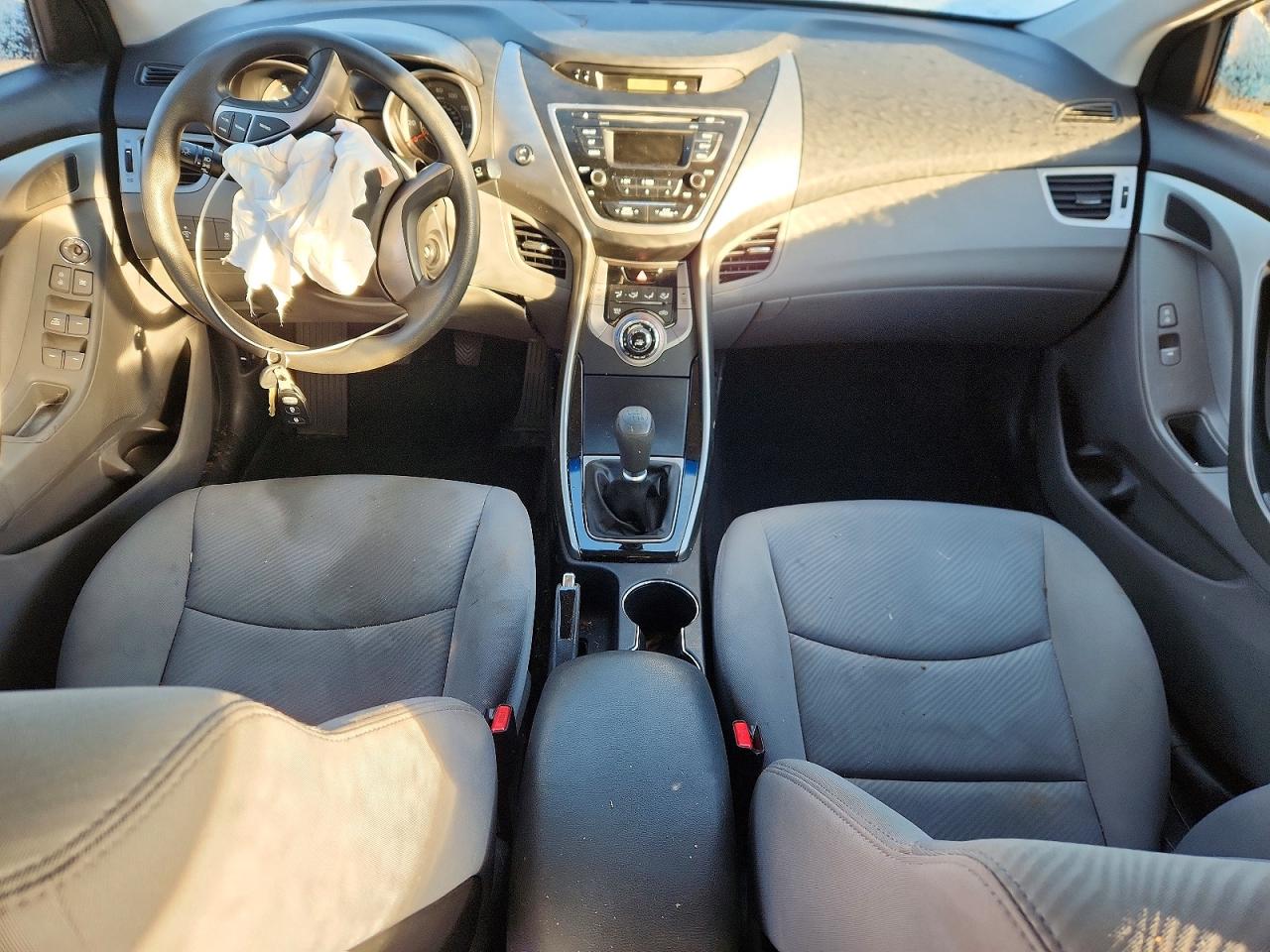 2013 HYUNDAI ELANTRA GLS photo 8