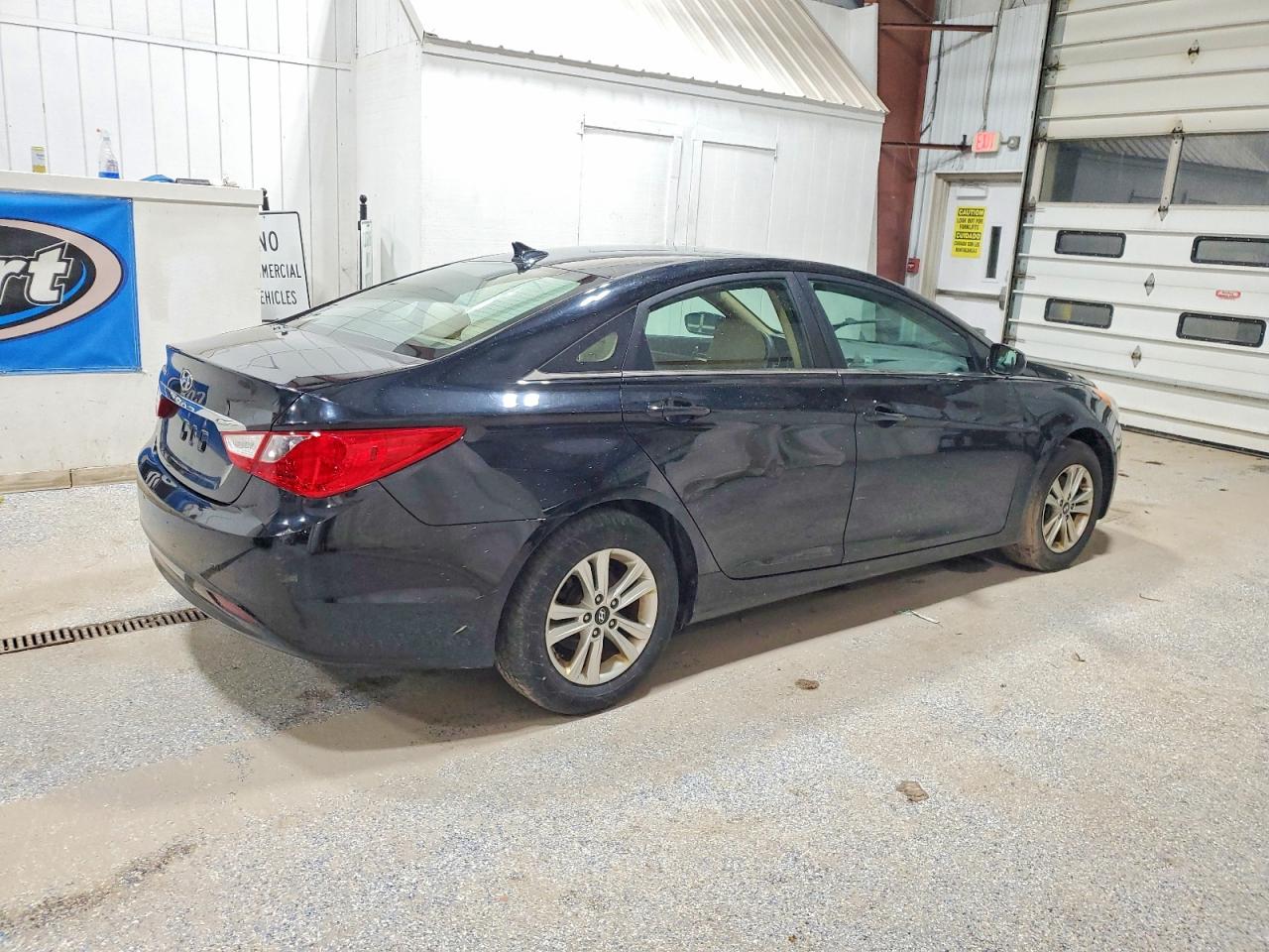 2011 HYUNDAI SONATA GLS photo 3