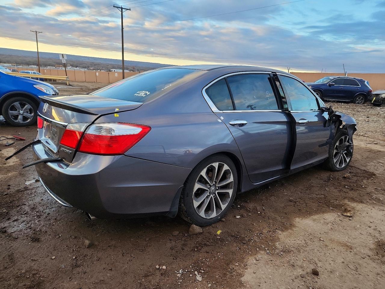 2015 HONDA ACCORD SPORT photo 3