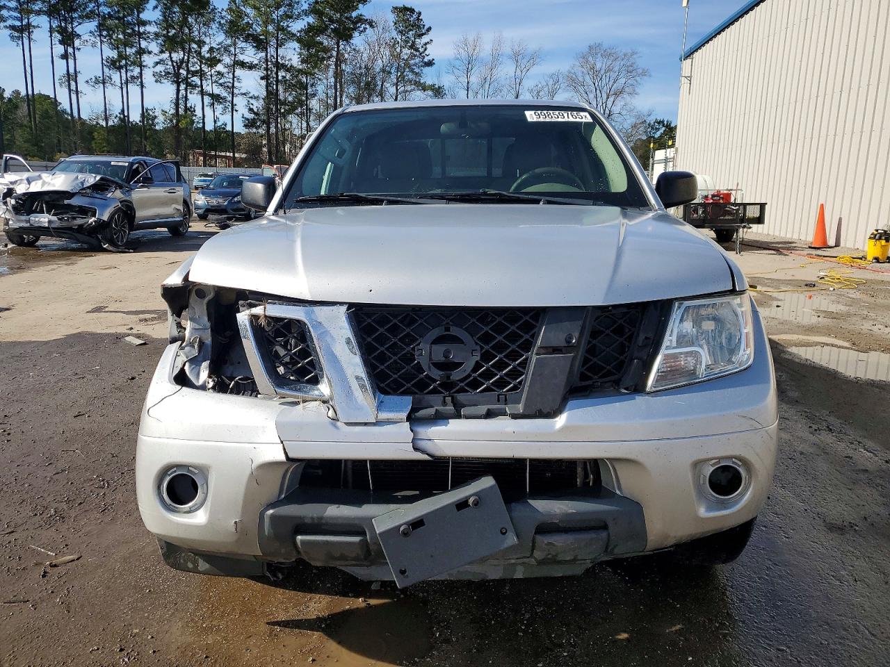 2019 NISSAN FRONTIER SV photo 9