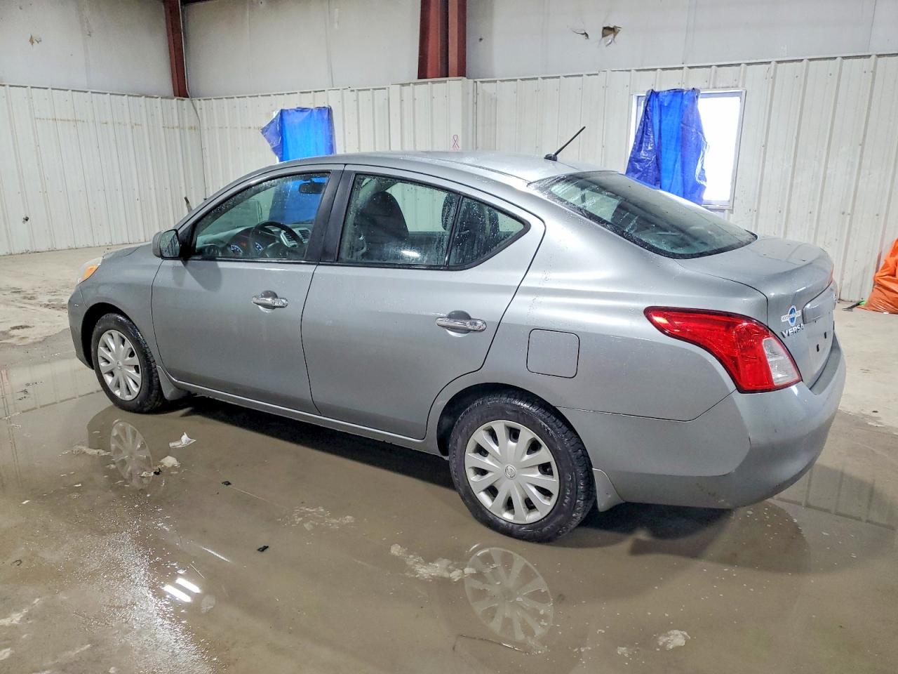 2012 NISSAN VERSA S photo 2