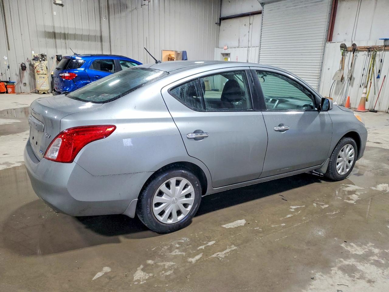 2012 NISSAN VERSA S photo 3