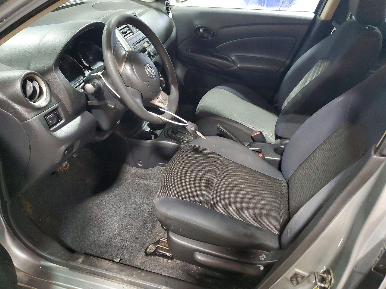 2012 NISSAN VERSA S photo 7