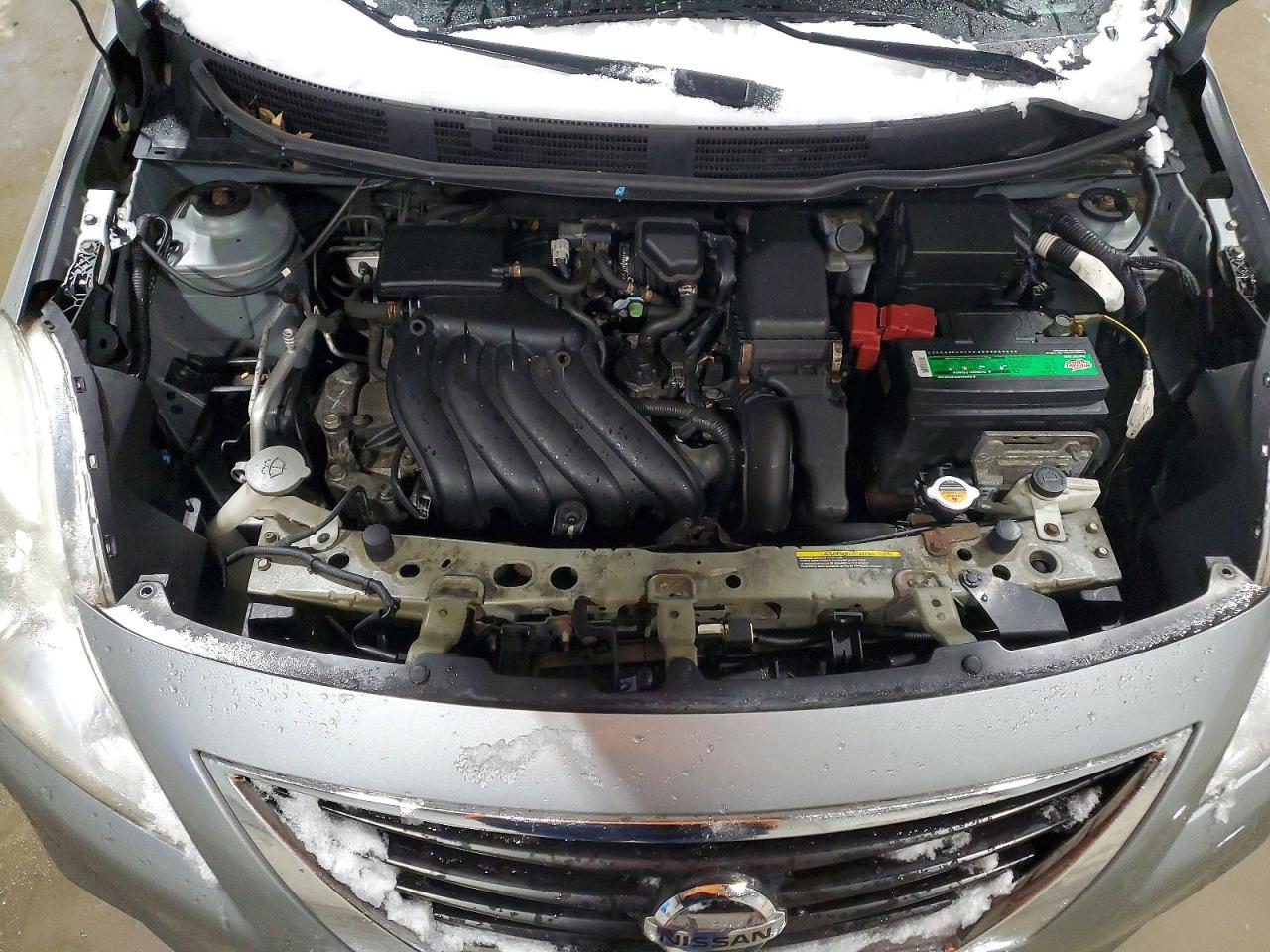 2012 NISSAN VERSA S photo 11