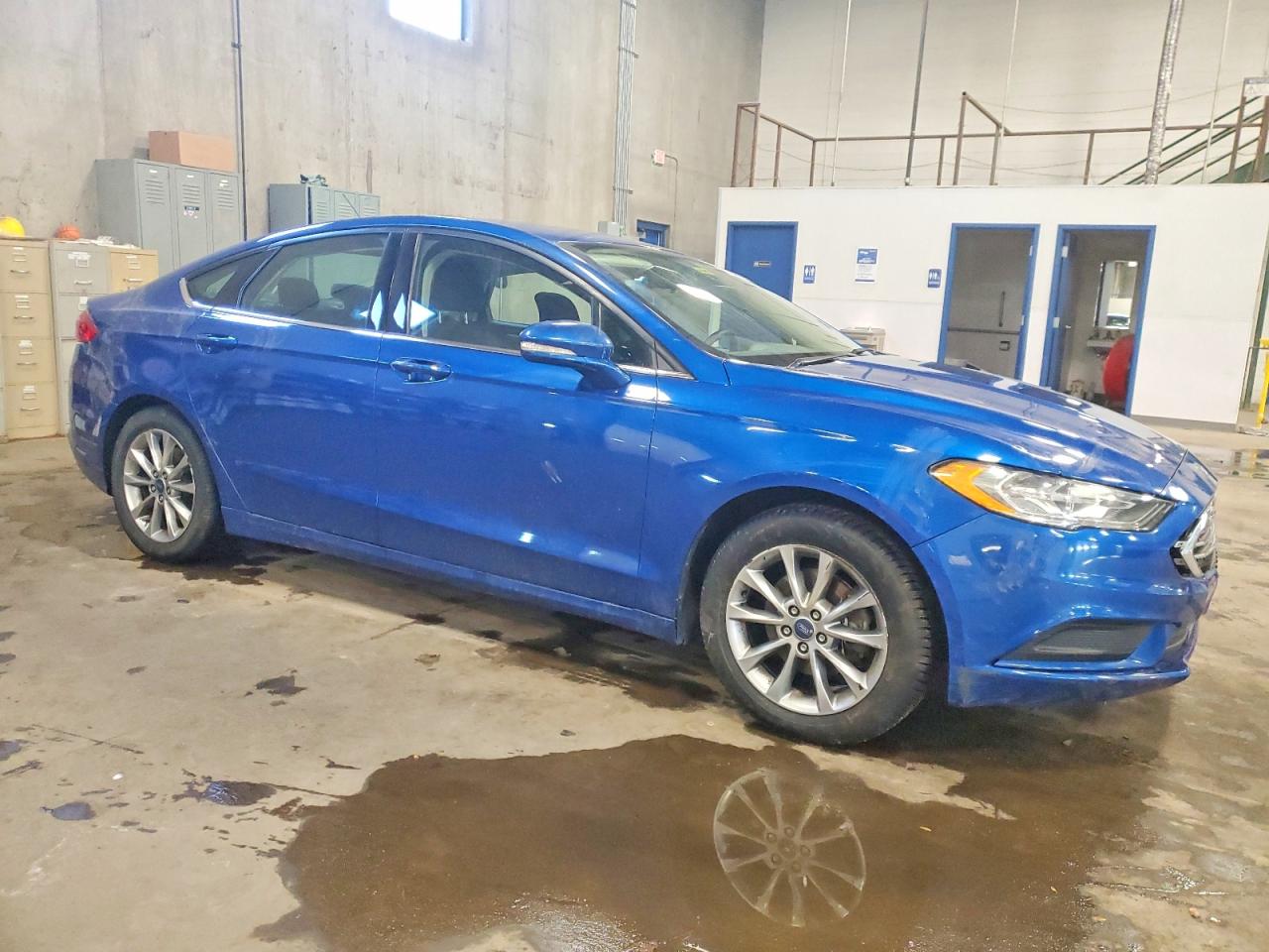 2017 FORD FUSION SE photo 4