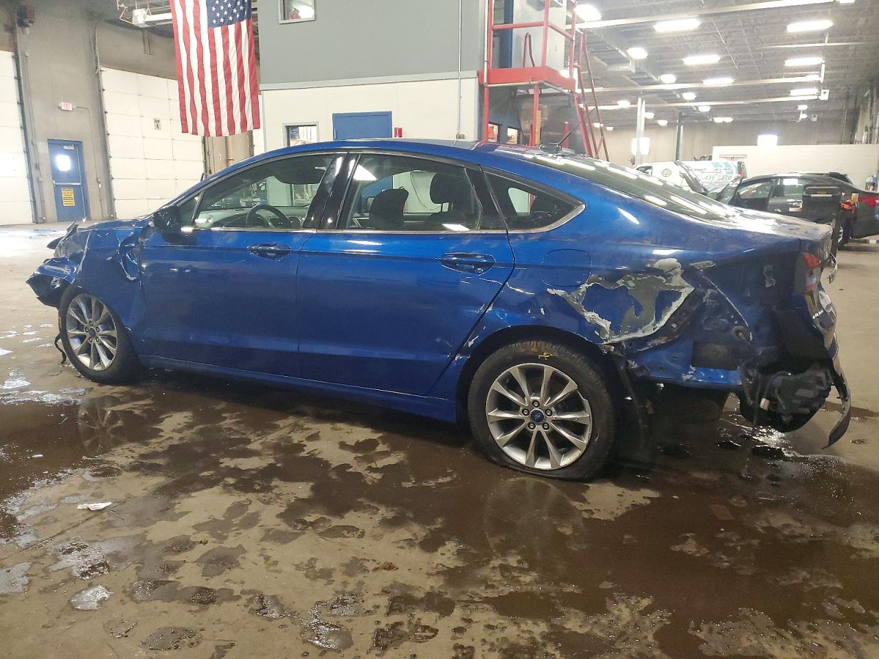 2017 FORD FUSION SE photo 2