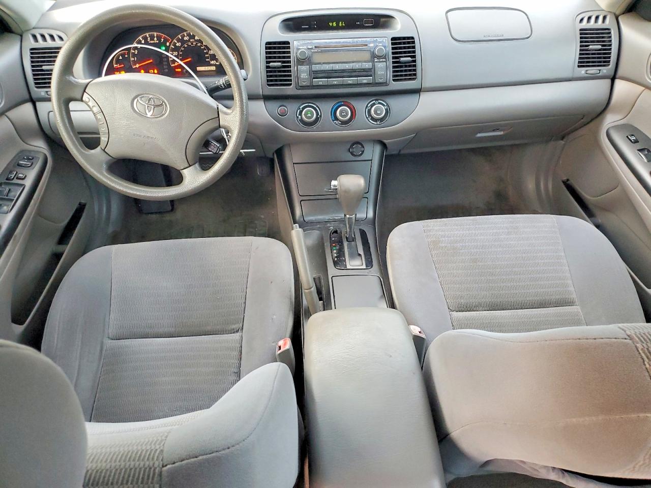 2006 TOYOTA CAMRY LE photo 8