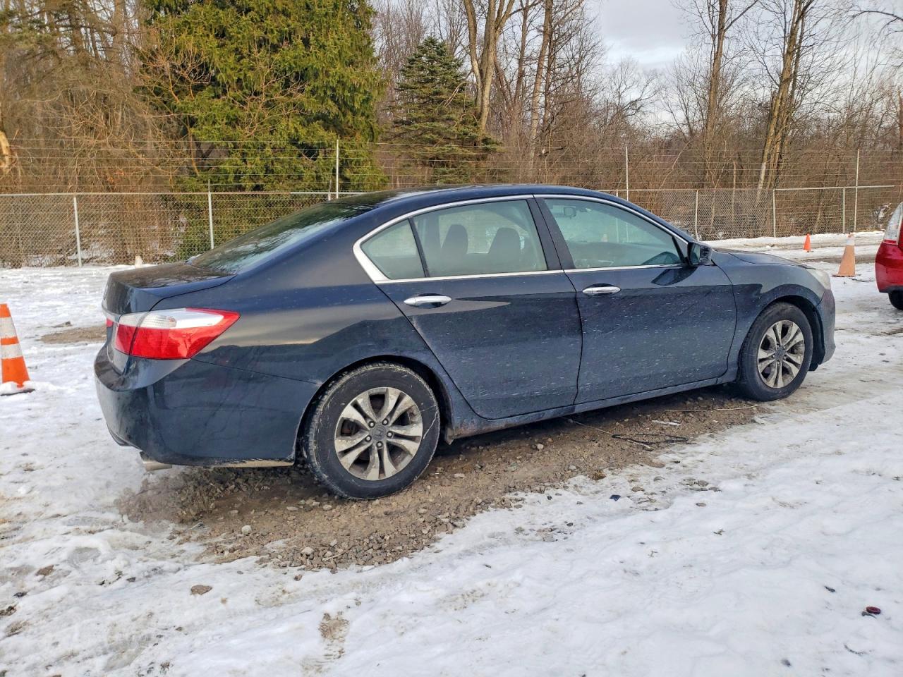 2014 HONDA ACCORD LX photo 5