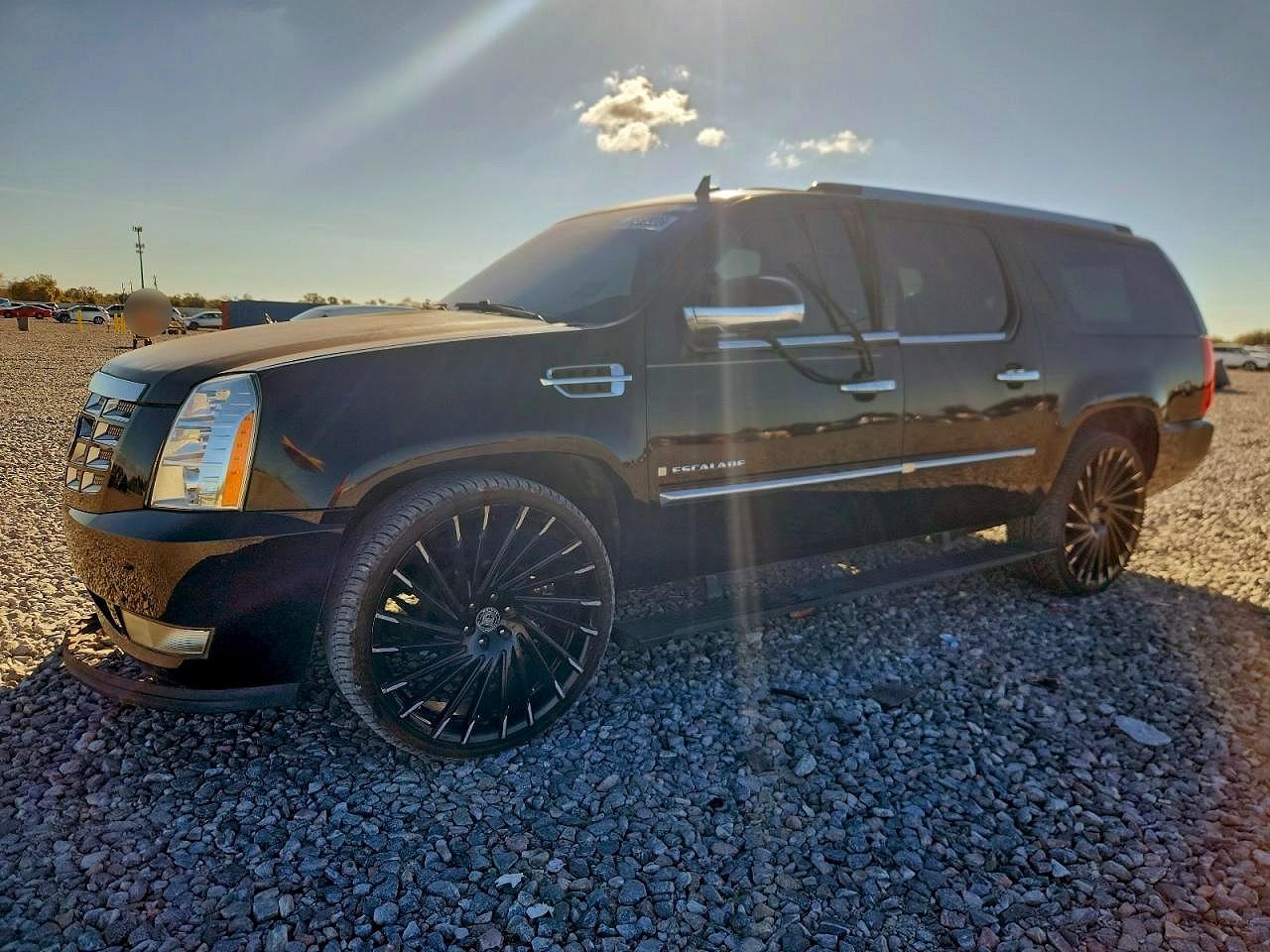2010 CADILLAC ESCALADE