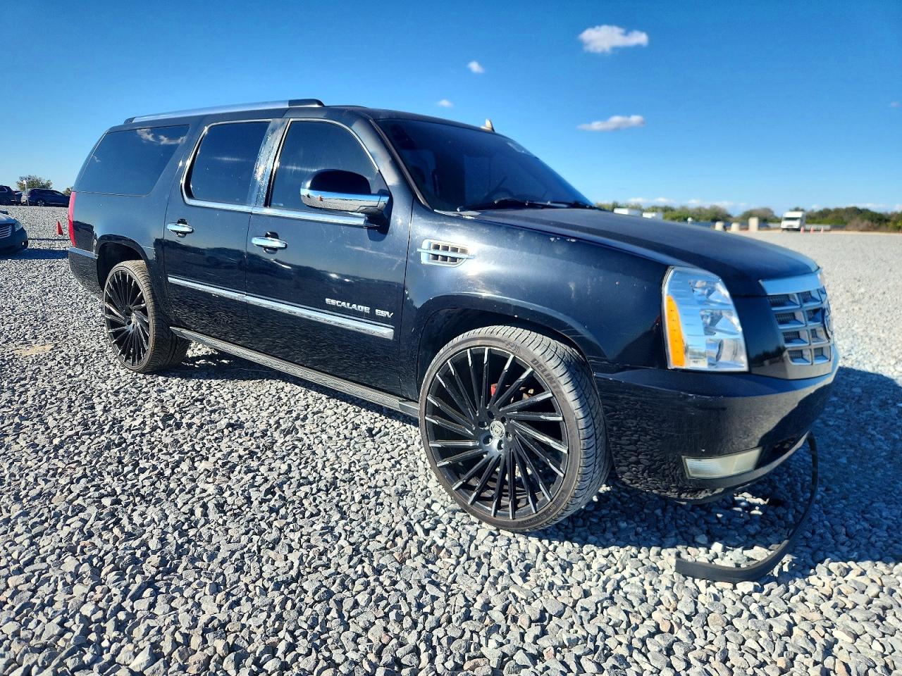 2010 CADILLAC ESCALADE ESV PREMIUM photo 4