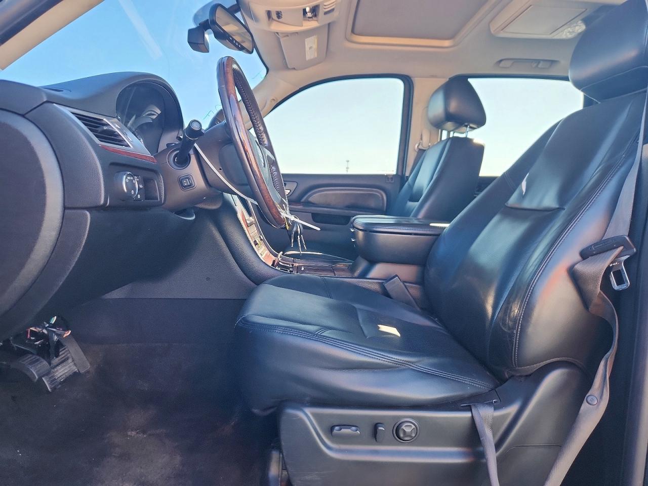 2010 CADILLAC ESCALADE ESV PREMIUM photo 7