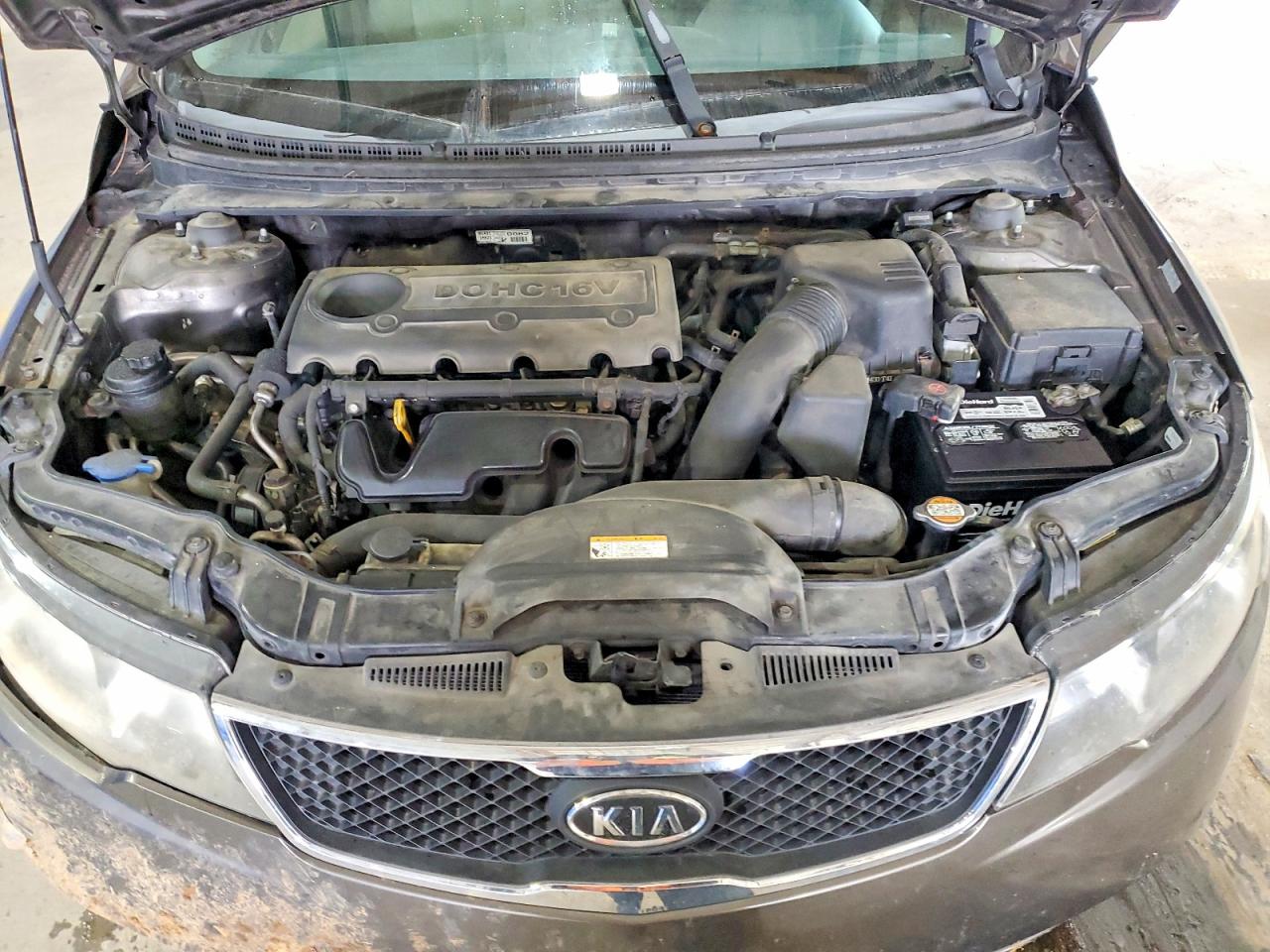2010 KIA FORTE EX photo 11