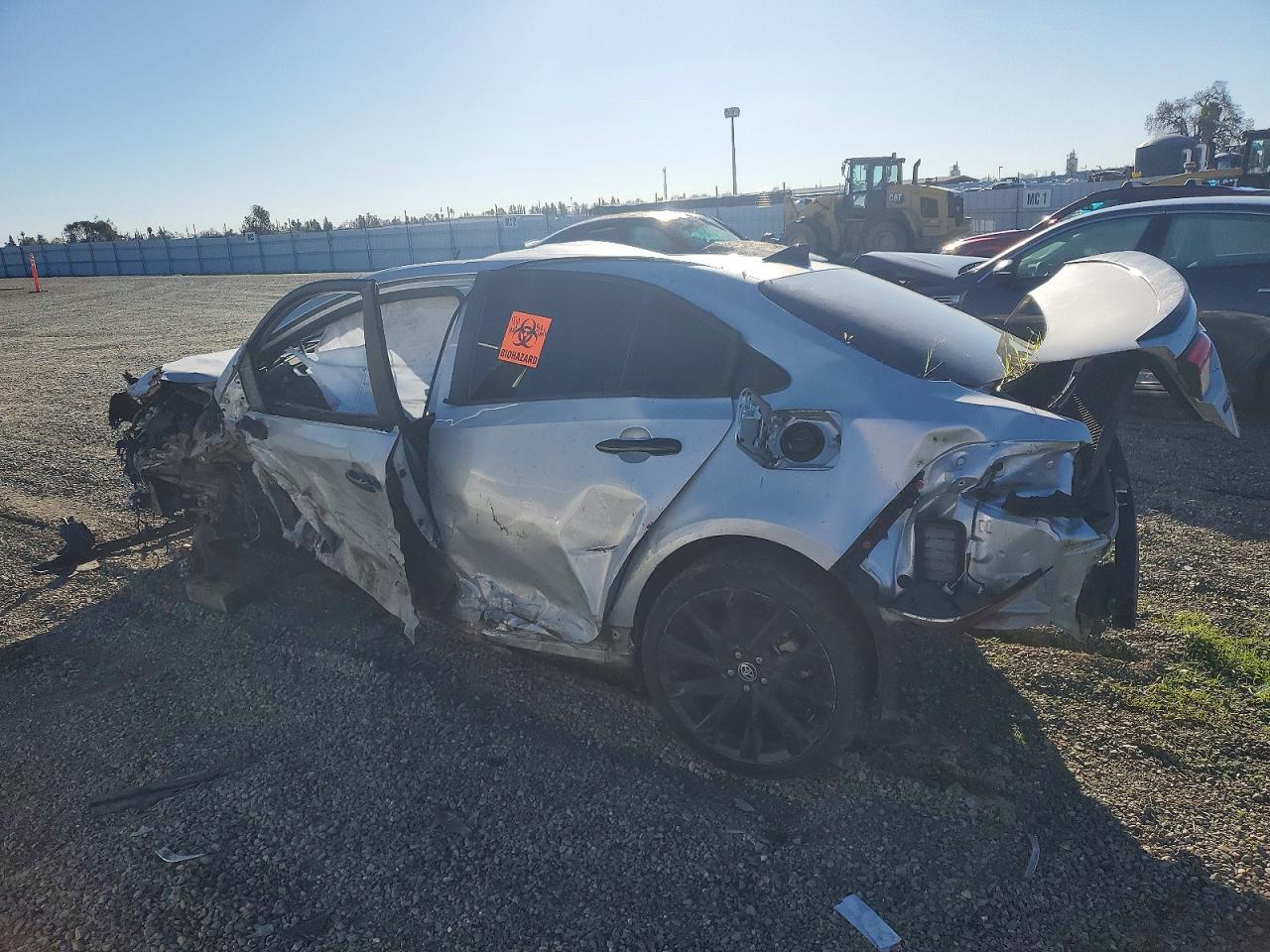 2021 TOYOTA COROLLA SE photo 2