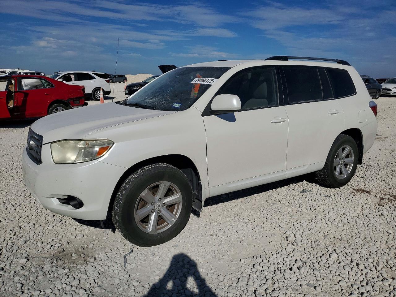 2010 TOYOTA HIGHLANDER
