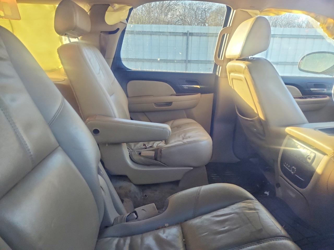 2007 CHEVROLET TAHOE C1500 photo 11