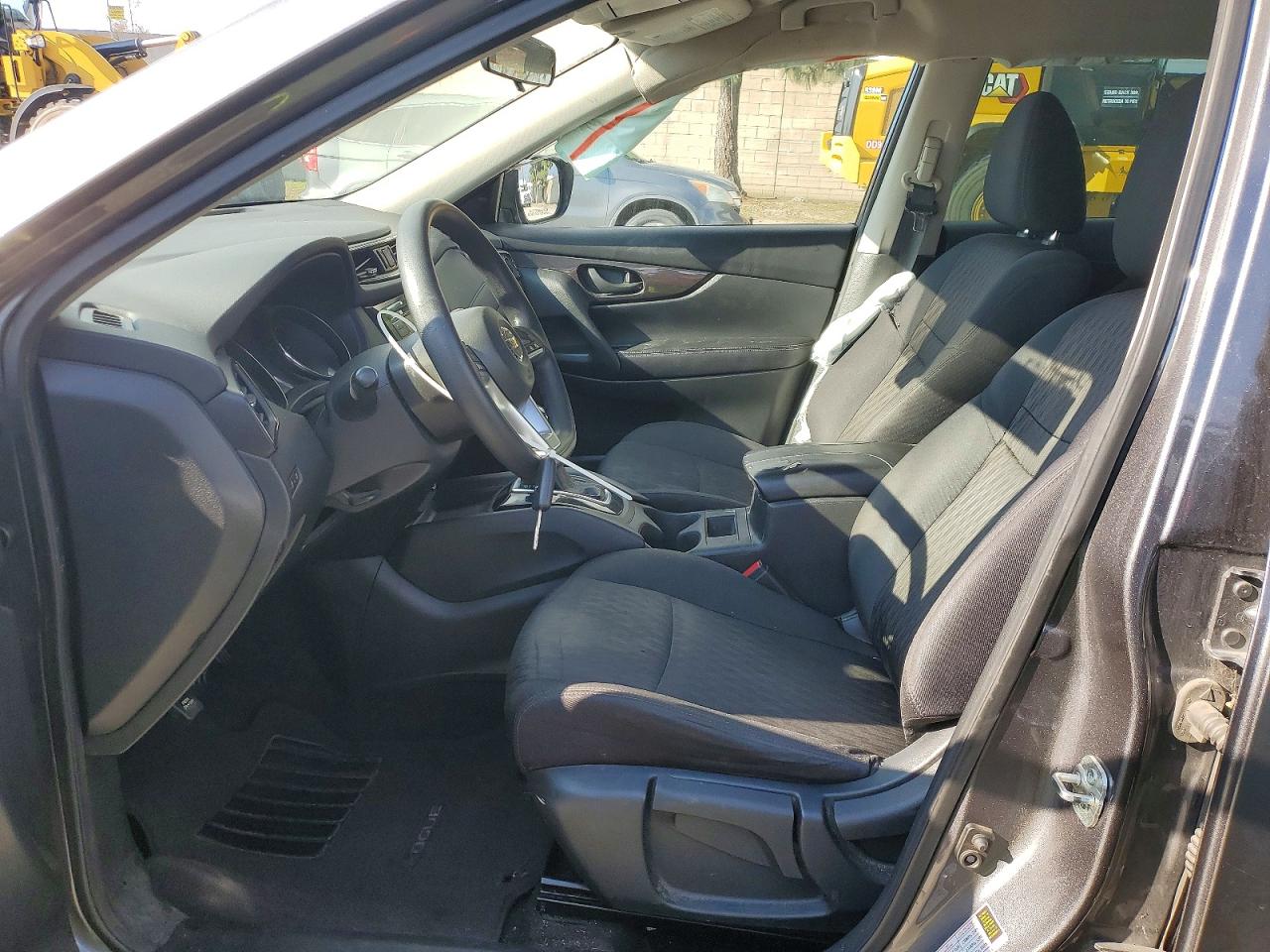 2019 NISSAN ROGUE S photo 7