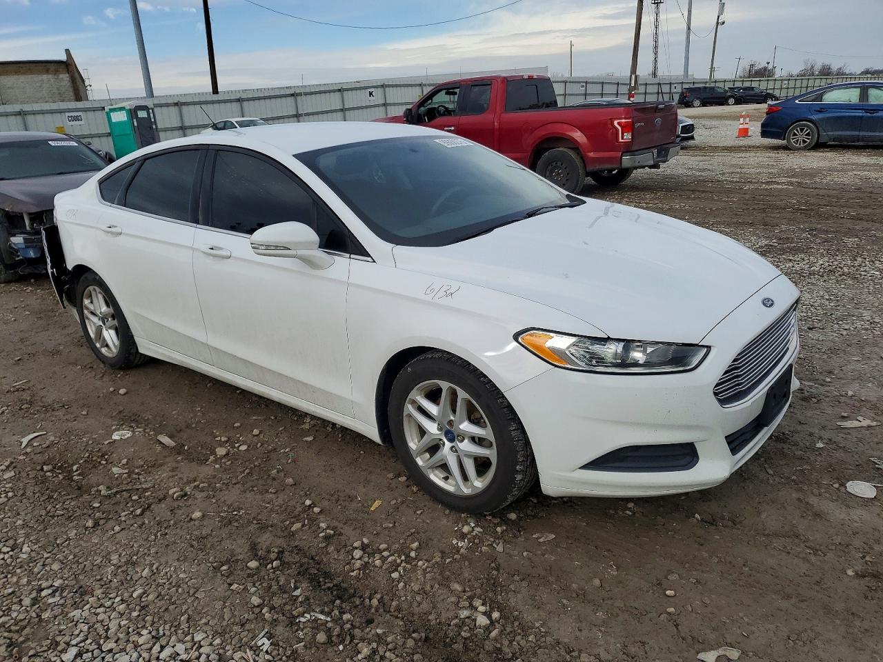 2016 FORD FUSION SE photo 4