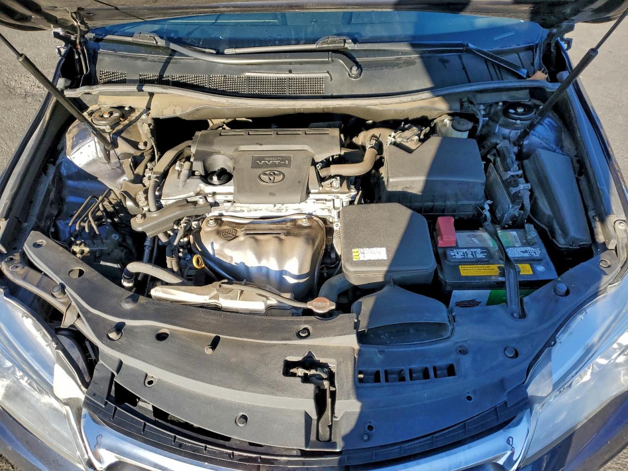2016 TOYOTA CAMRY LE photo 11