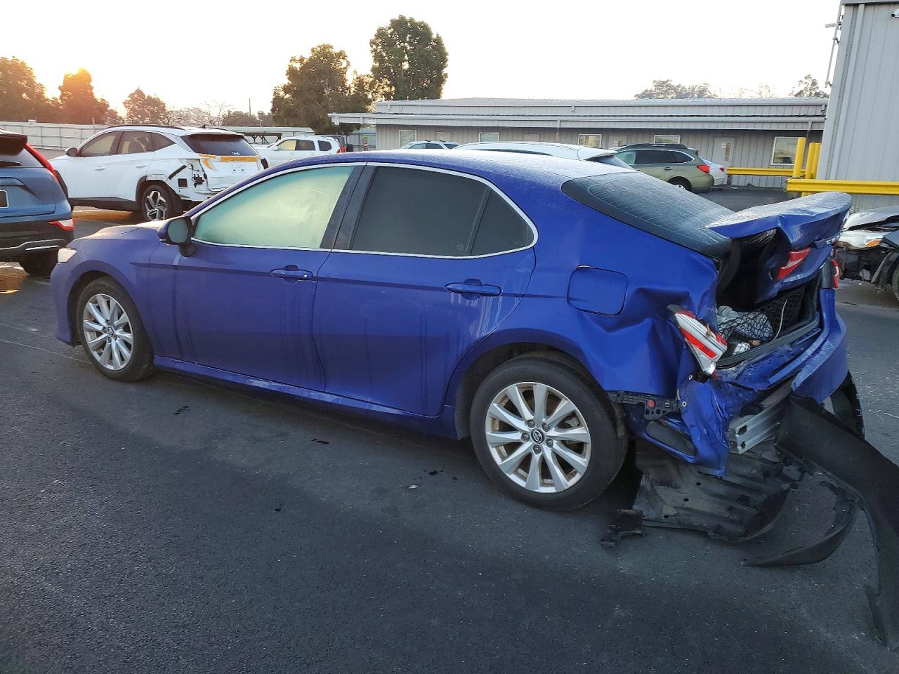 2018 TOYOTA CAMRY L photo 2