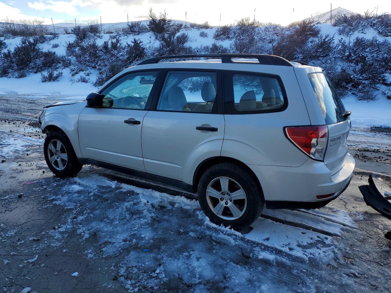 2013 SUBARU FORESTER 2.5X photo 3