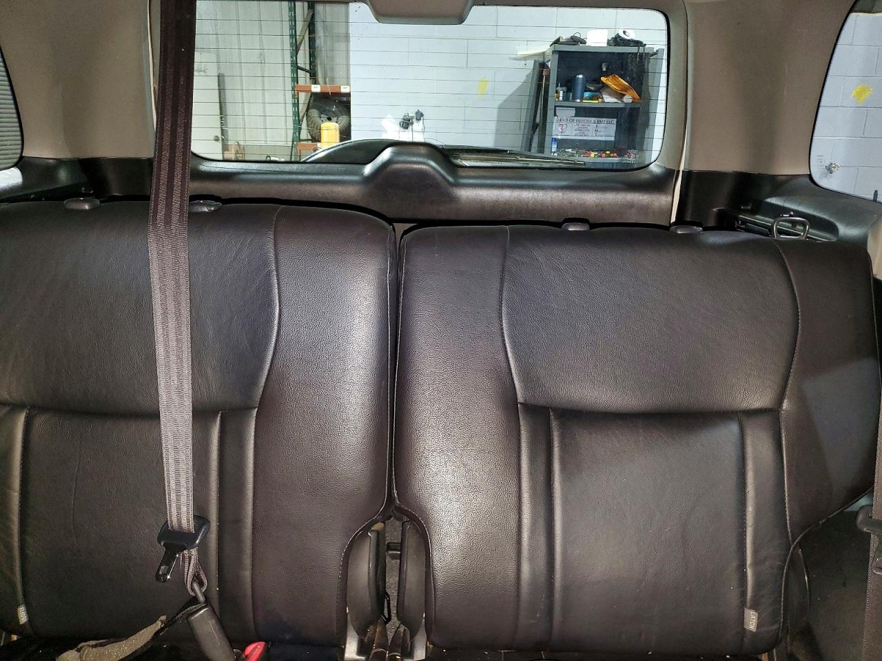 2004 TOYOTA RAV4 photo 10