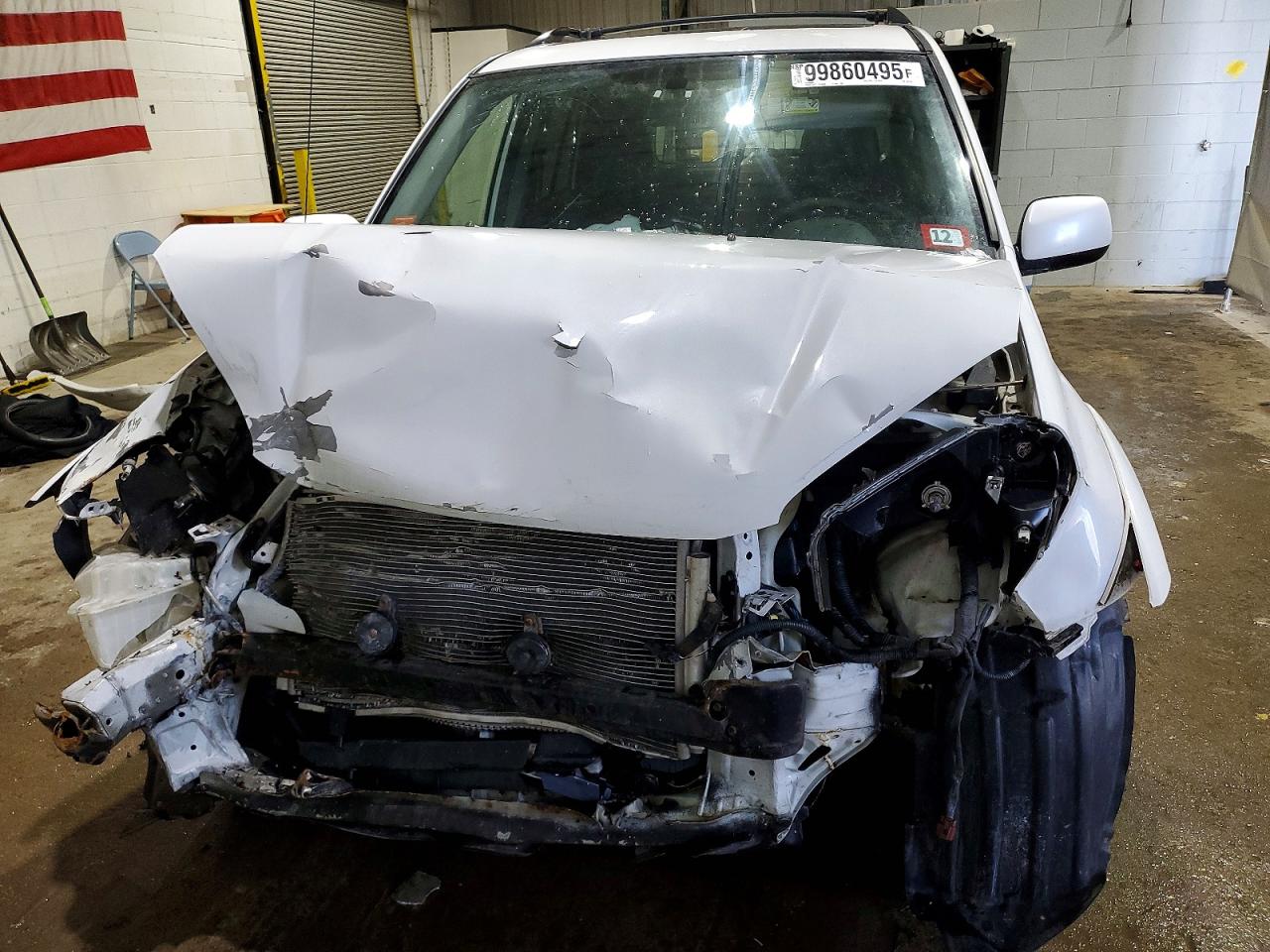 2004 TOYOTA RAV4 photo 5