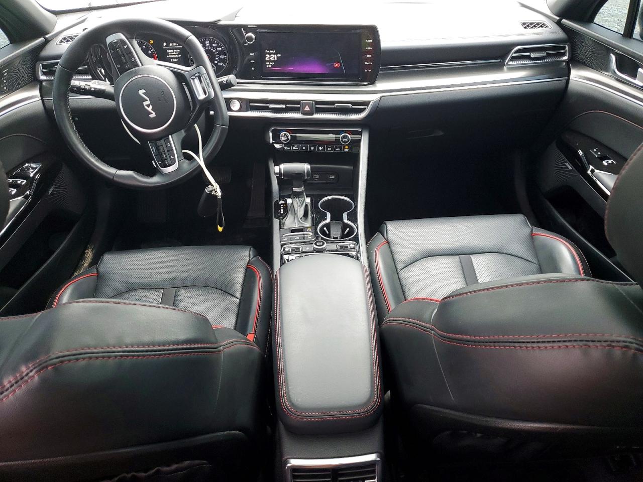 2023 KIA K5 GT photo 8