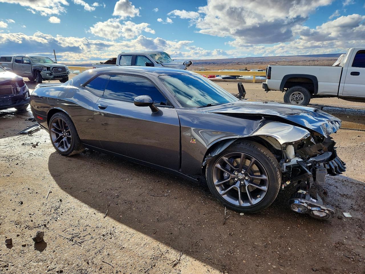 2023 DODGE CHALLENGER R photo 4