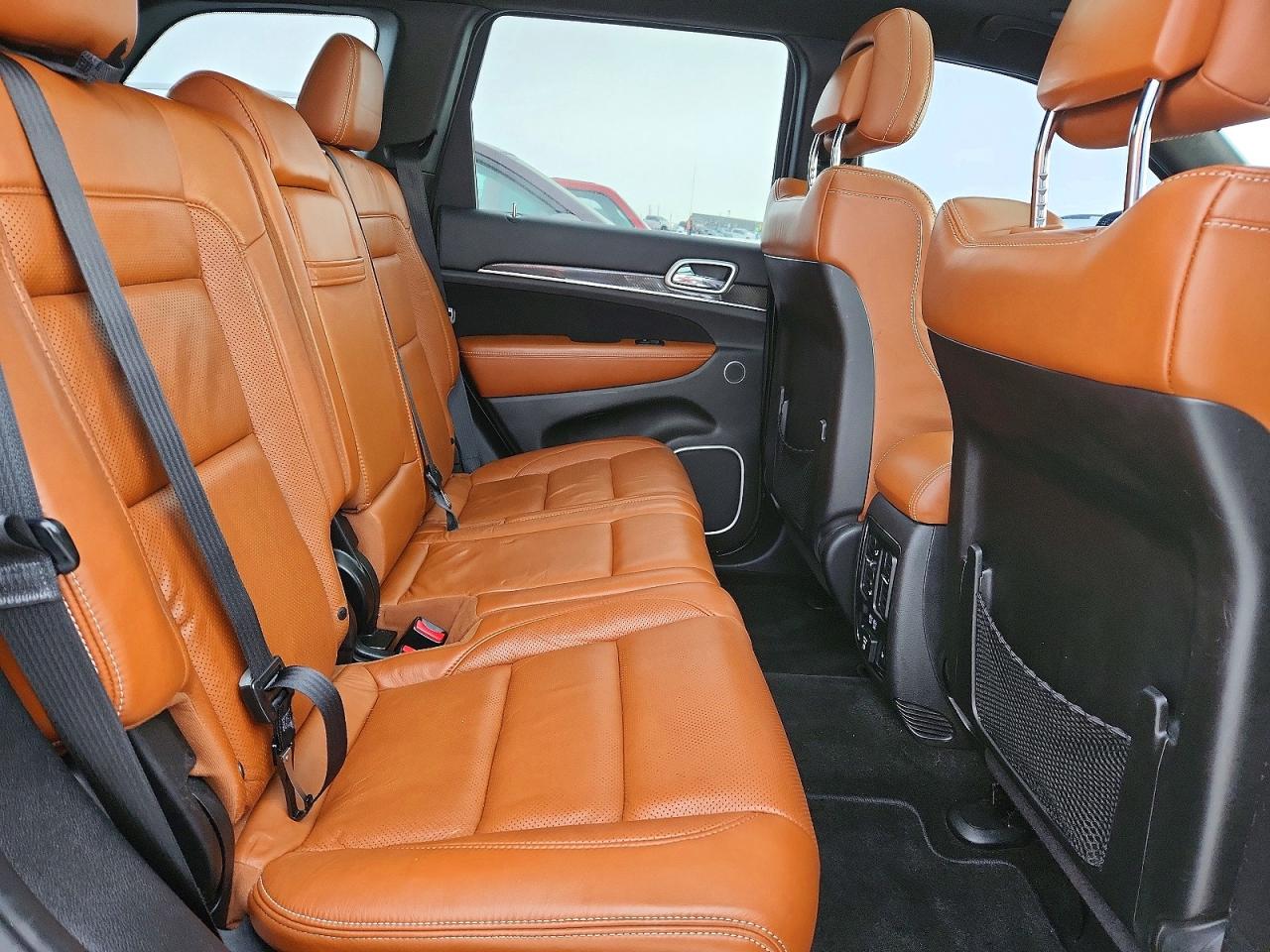 2015 JEEP GRAND CHEROKEE SRT-8 photo 21