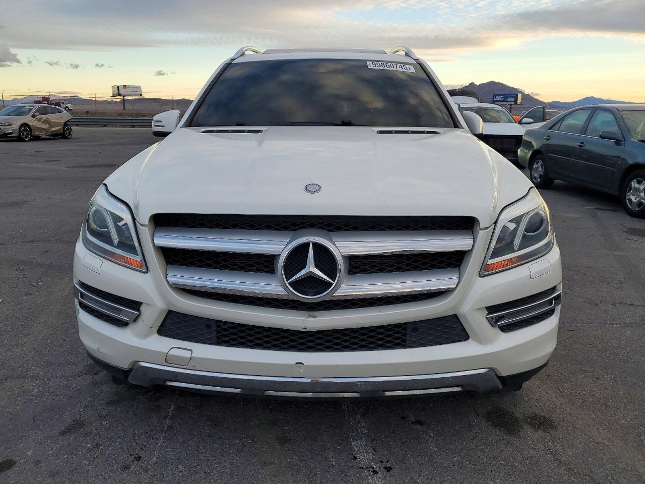2015 MERCEDES-BENZ GL 450 4MATIC photo 5