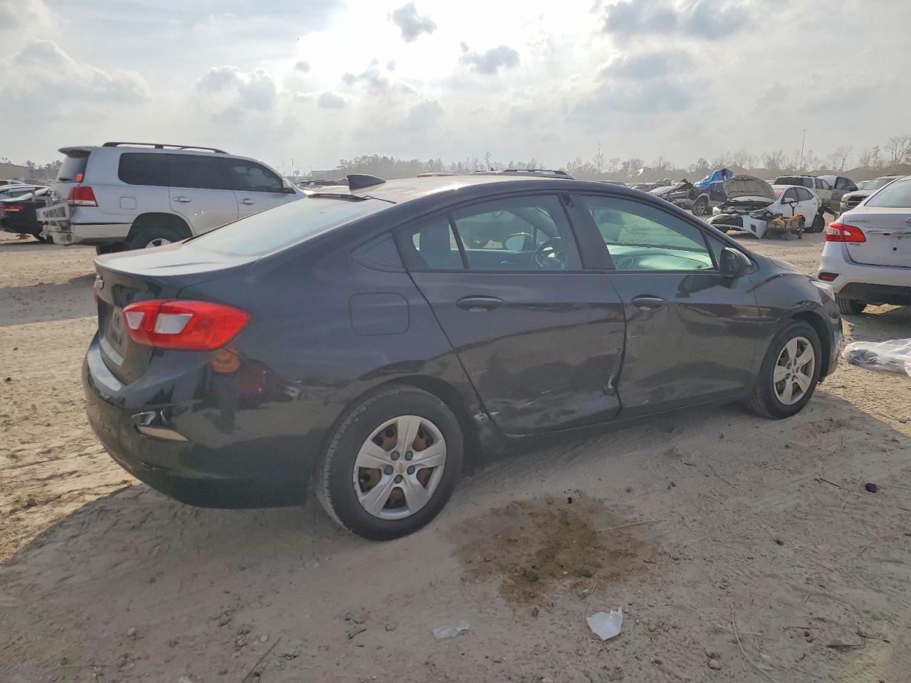 2016 CHEVROLET CRUZE LS photo 5