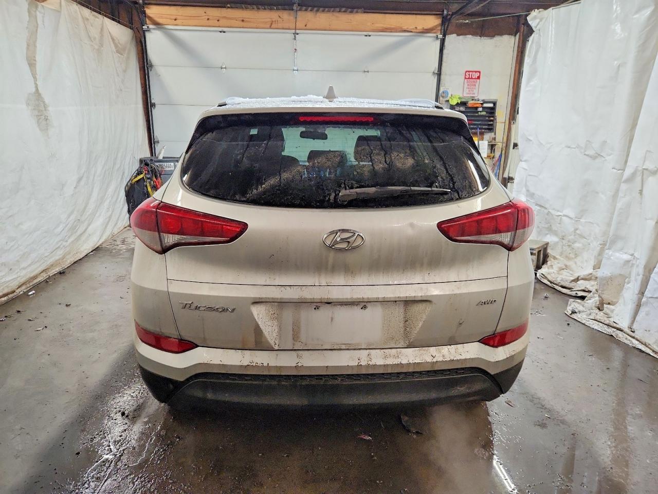 2018 HYUNDAI TUCSON SEL photo 6
