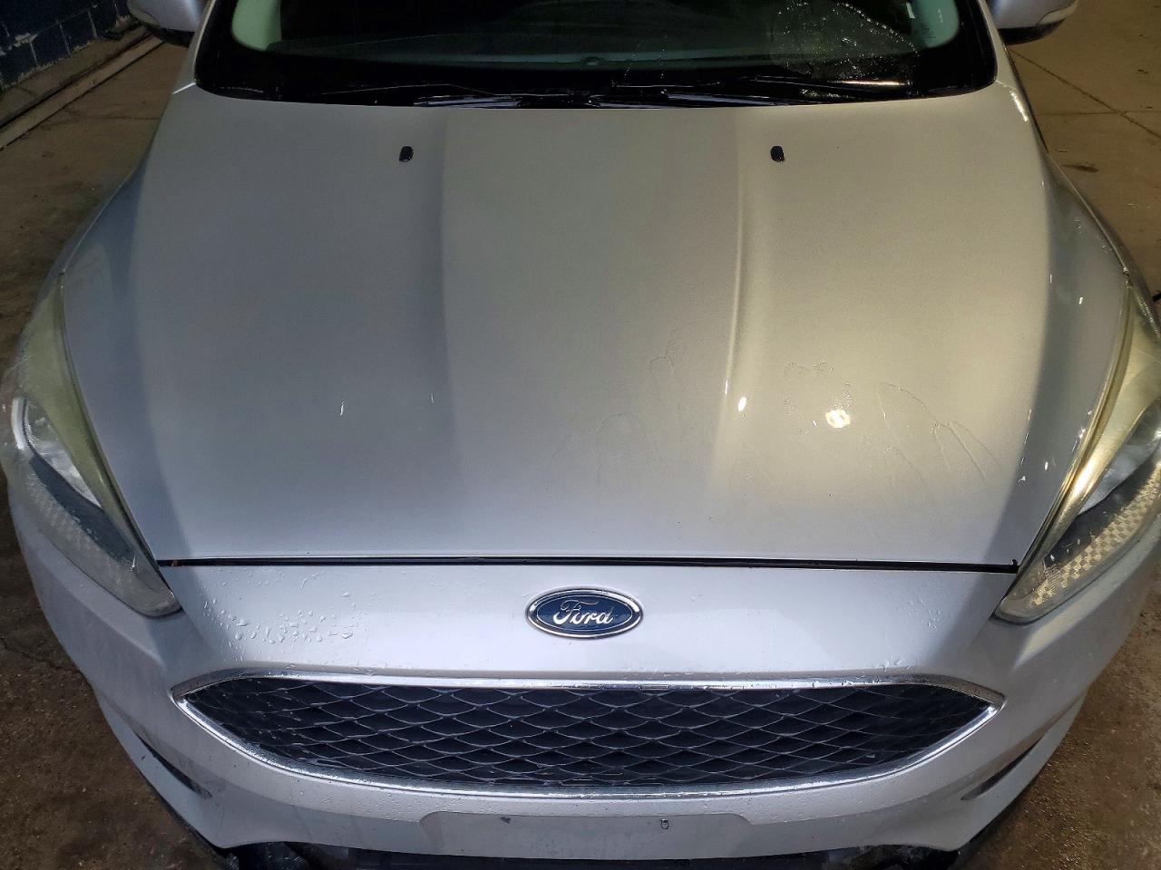 2015 FORD FOCUS SE photo 31