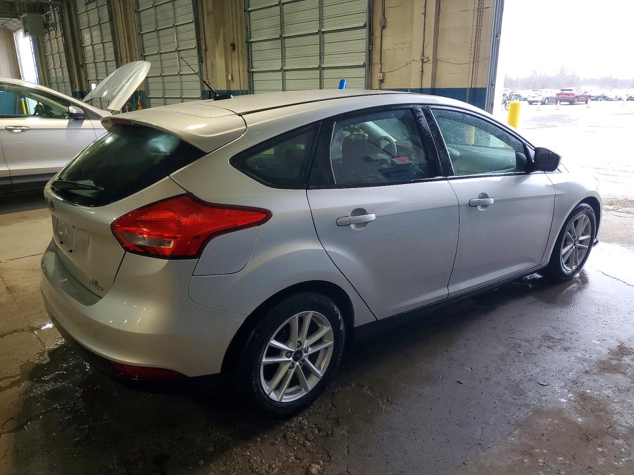 2015 FORD FOCUS SE photo 7