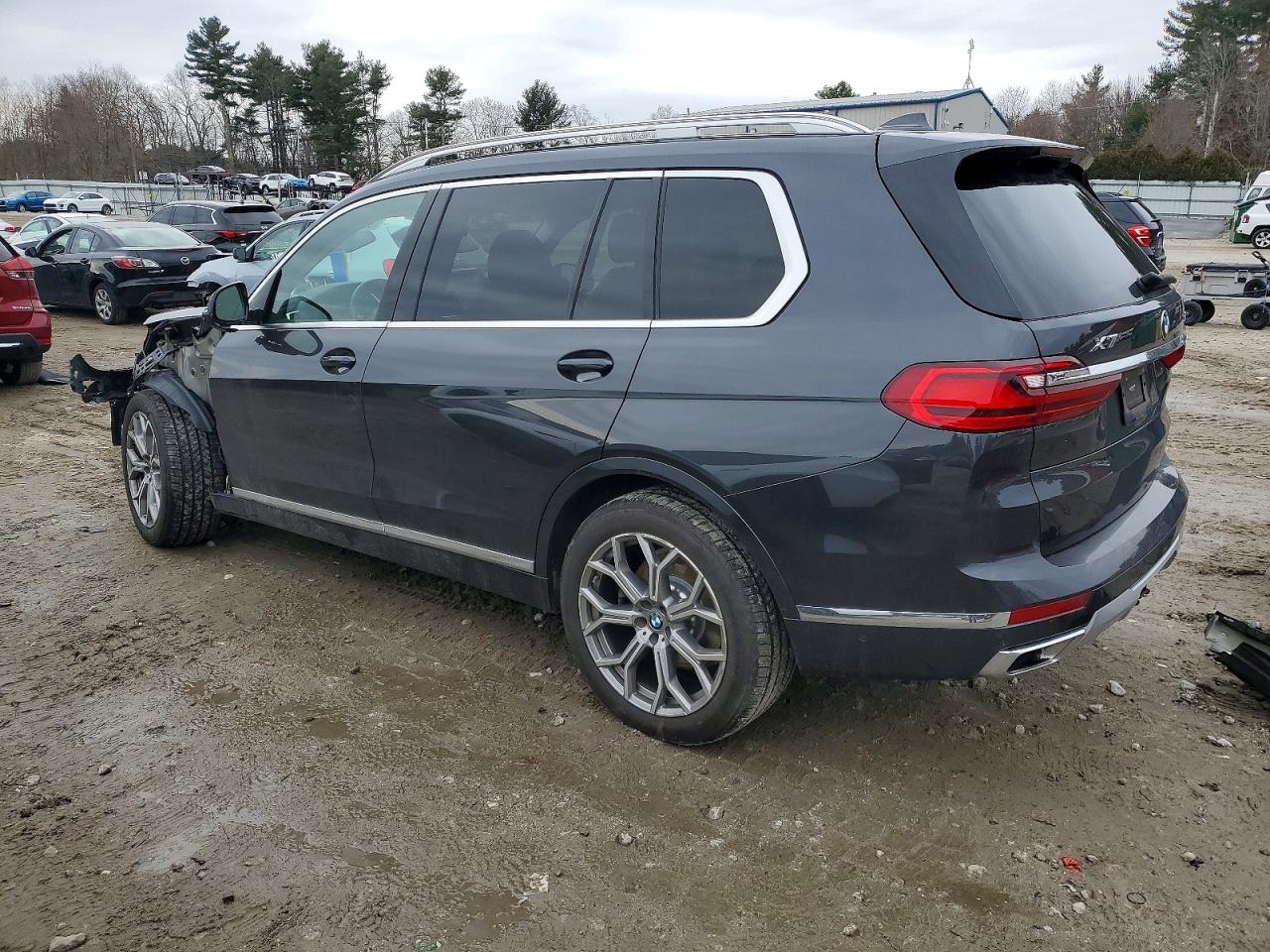 2022 BMW X7 XDRIVE40I photo 3