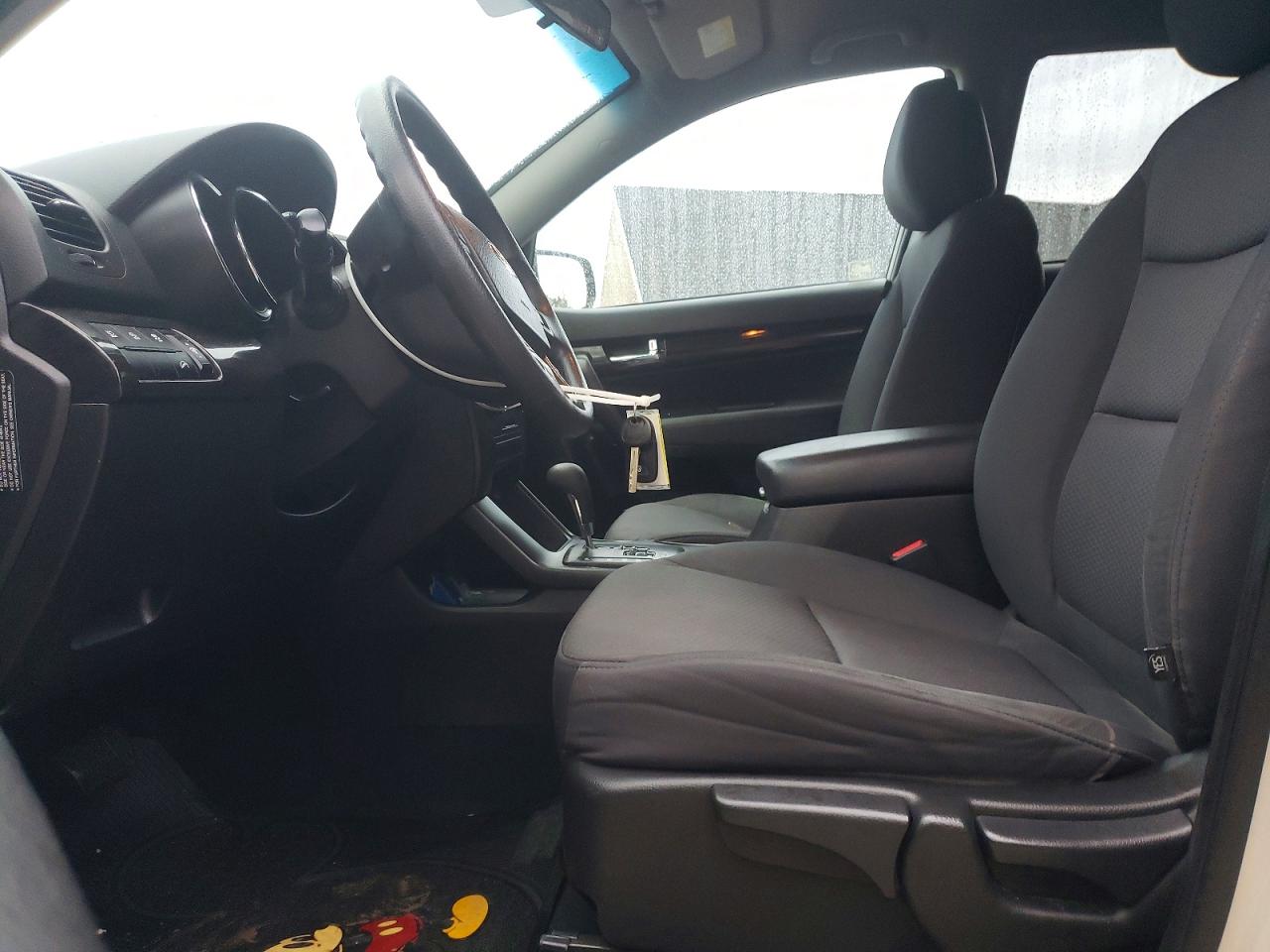 2012 KIA SORENTO BASE photo 7