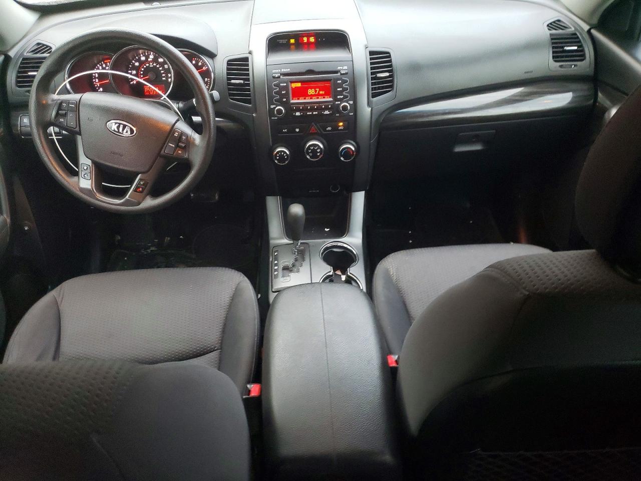 2012 KIA SORENTO BASE photo 8