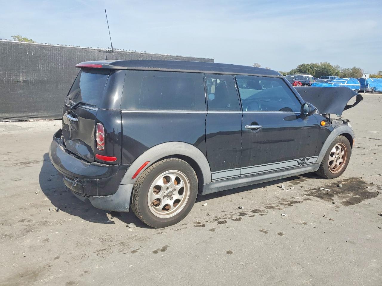 2012 MINI COOPER CLUBMAN photo 3
